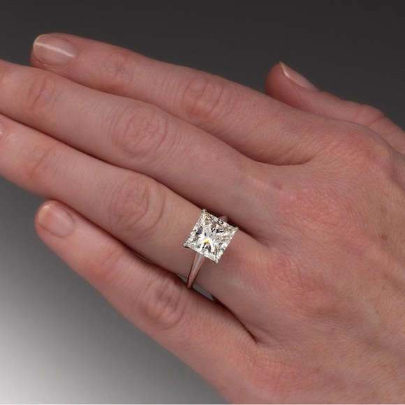 14k 4ct Princess Cut Ring - Picture 11 of 12